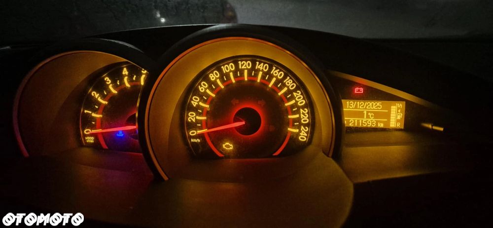 Toyota Verso 2.0 D-4D - 9