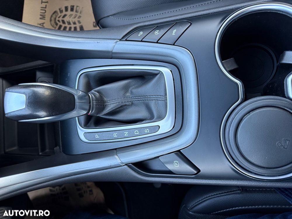 Ford Mondeo 2.0 TDCI Powershift AWD Titanium - 28