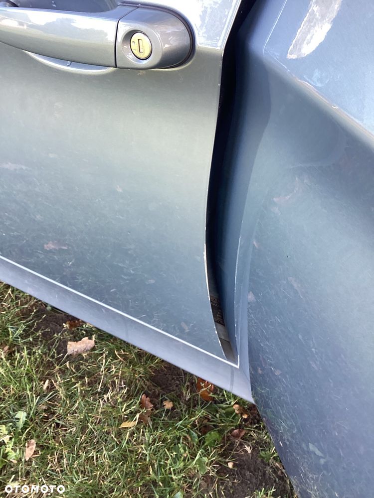 BMW Seria 3 320i - 16