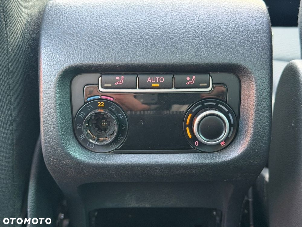 Volkswagen Sharan - 32