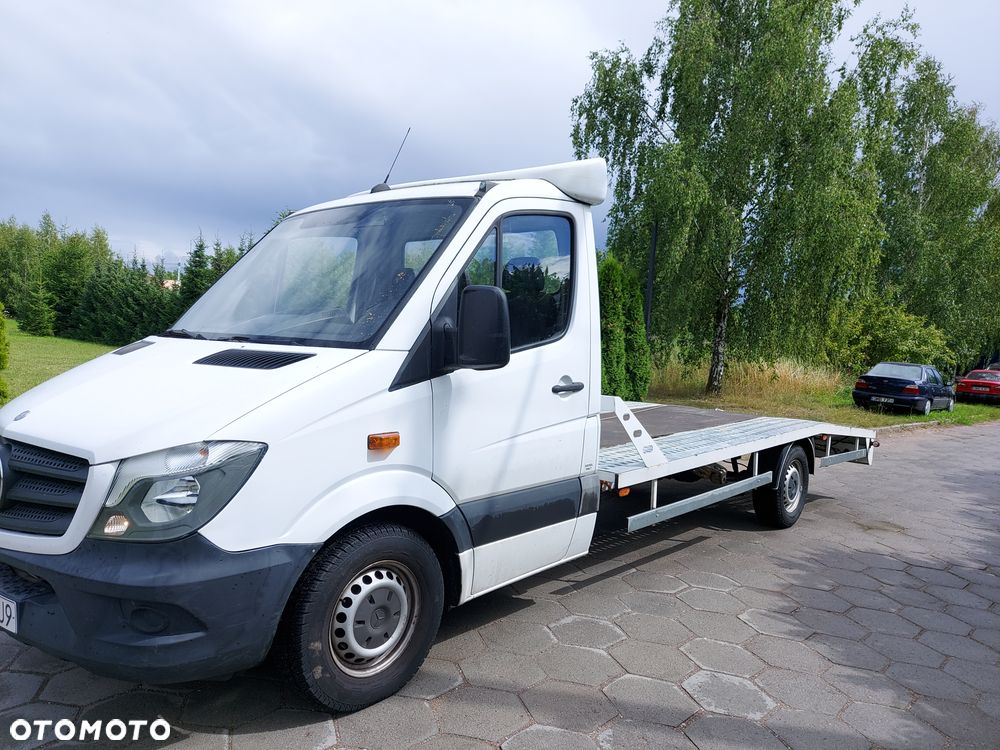 Mercedes-Benz Sprinter - 4