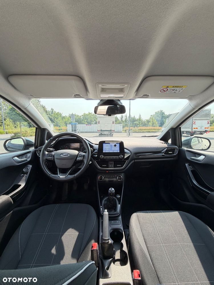 Ford Fiesta 1.1 Trend - 11