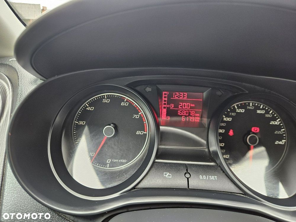 Seat Ibiza 1.4 16V Style - 29