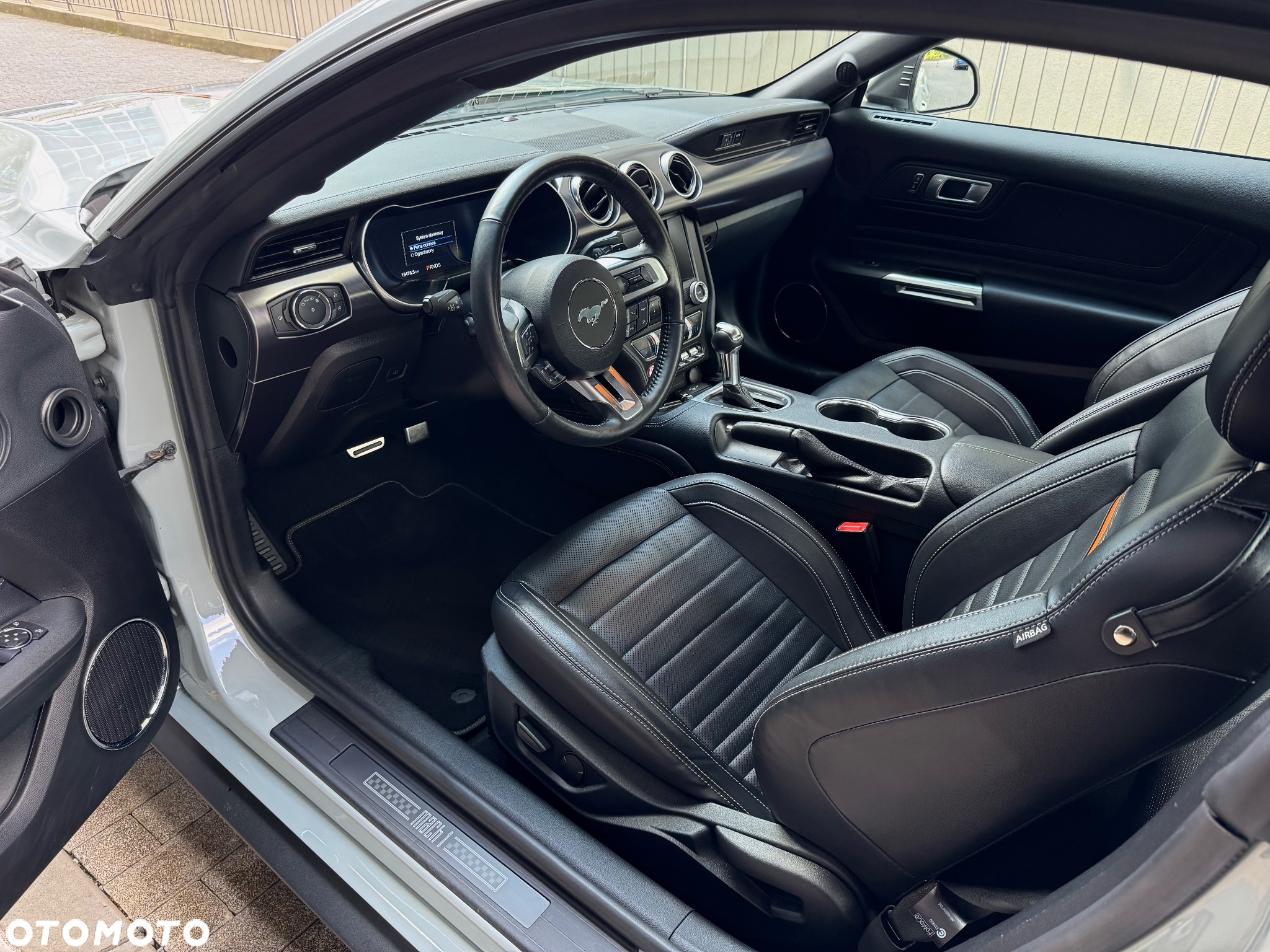 Ford Mustang 5.0 V8 Mach 1 - 18