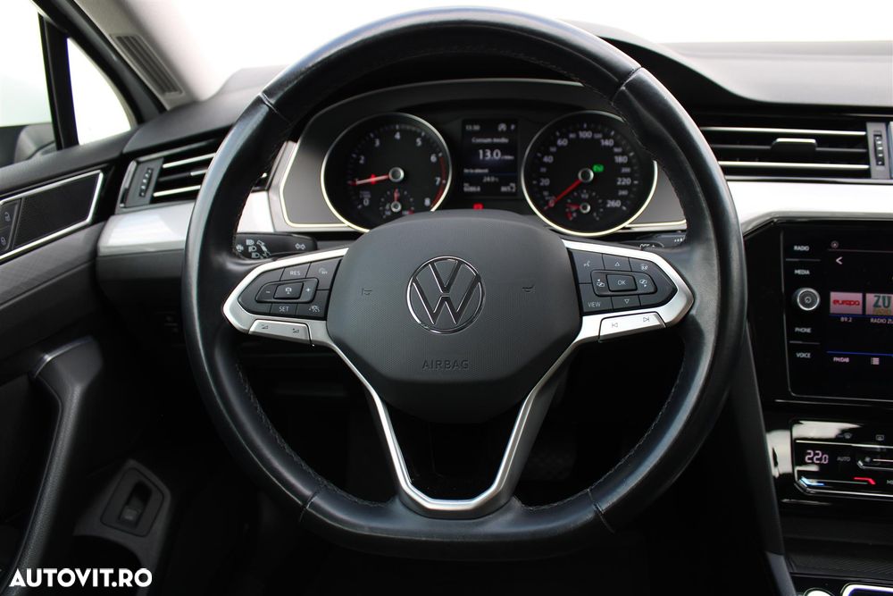 Volkswagen Passat 1.5 TSI ACT DSG Comfortline - 17
