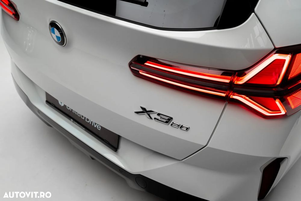 BMW X3 20 xDrive AT MHEV - 38