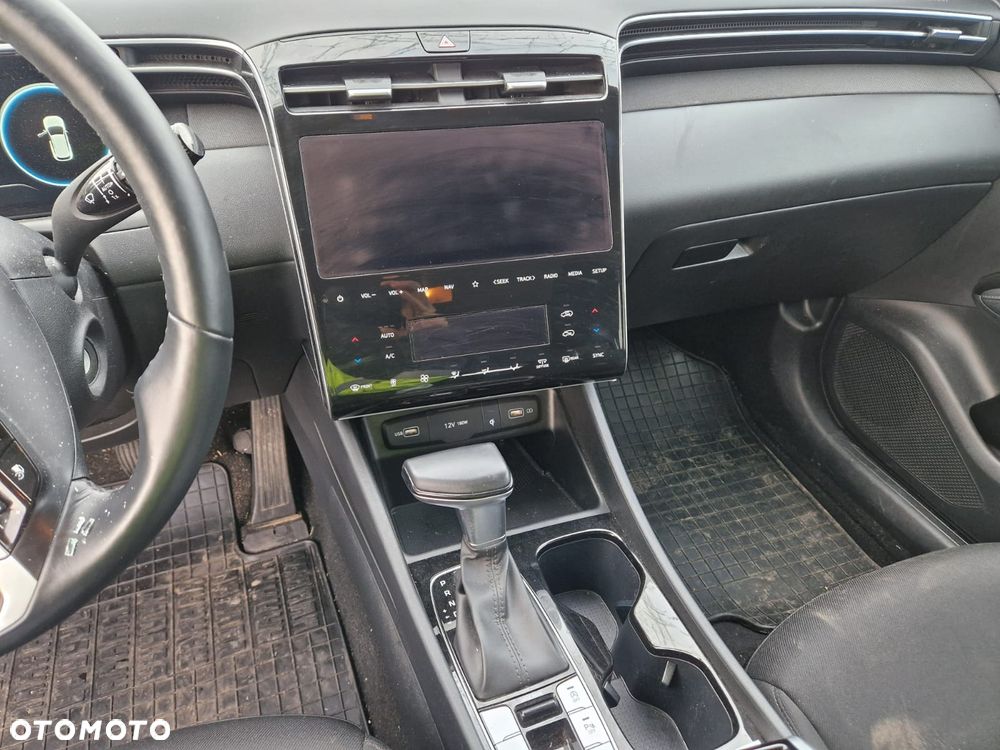 Hyundai Tucson ver-1-6-t--gdi-48v-smart-2wd-dct - 12
