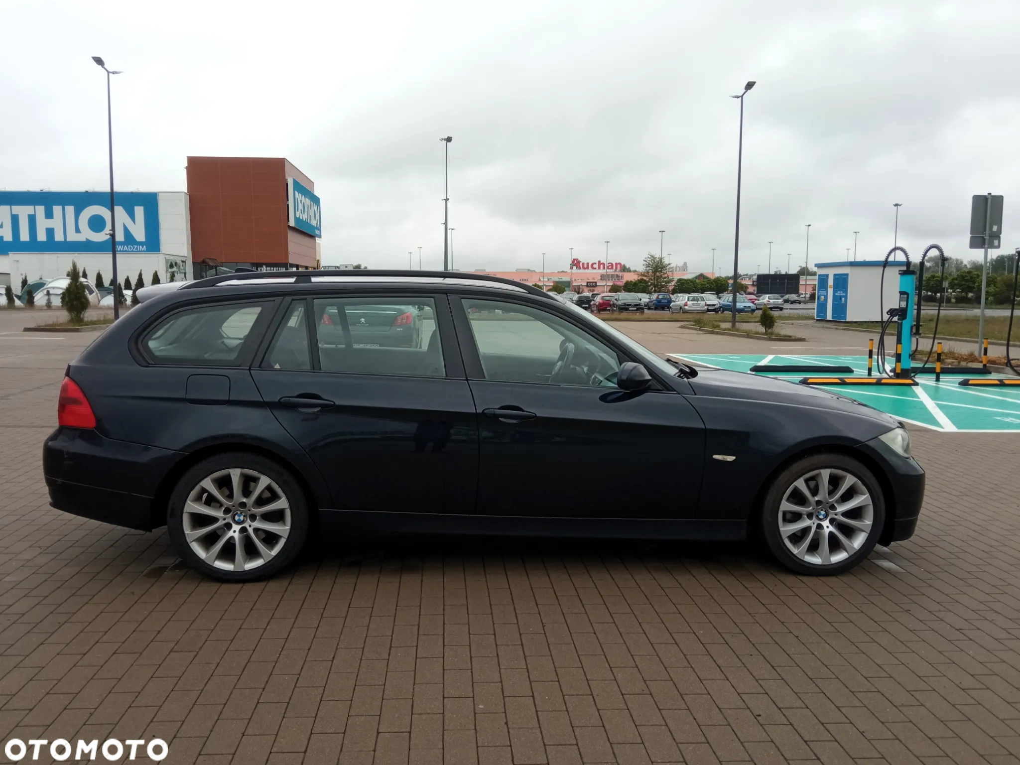 BMW Seria 3 318i Touring Edition Exclusive - 18