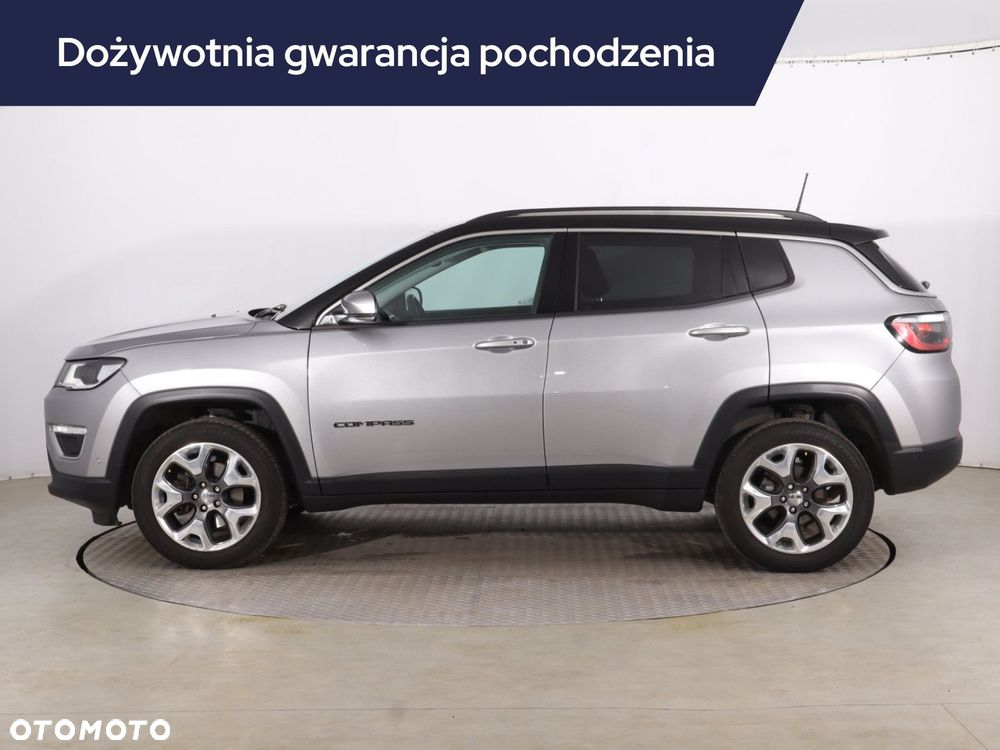 Jeep Compass - 4