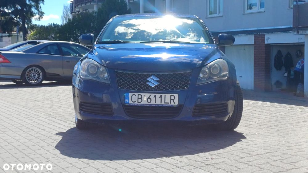 Suzuki Kizashi - 9