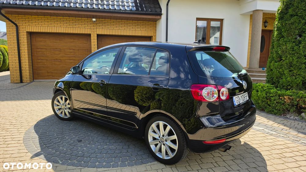 Volkswagen Golf Plus 2.0 TDI Highline DSG - 16