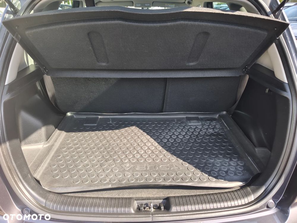Kia Venga 1.6 Business Line - 14