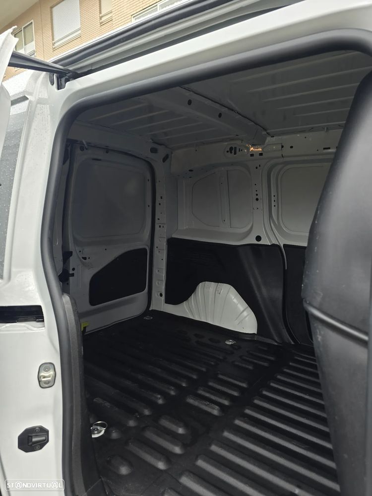 Peugeot Partner 1.5 - 7