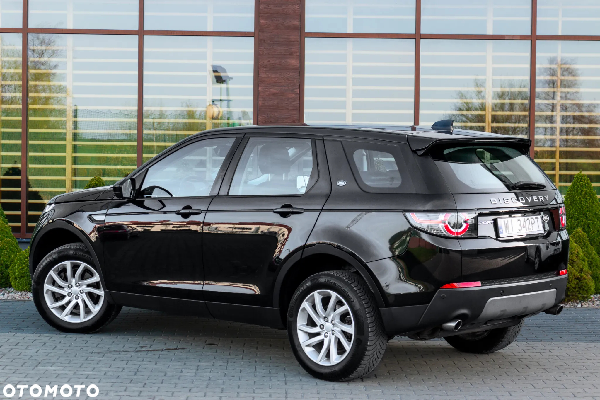 Land Rover Discovery Sport 2.0 TD4 HSE Luxury - 16