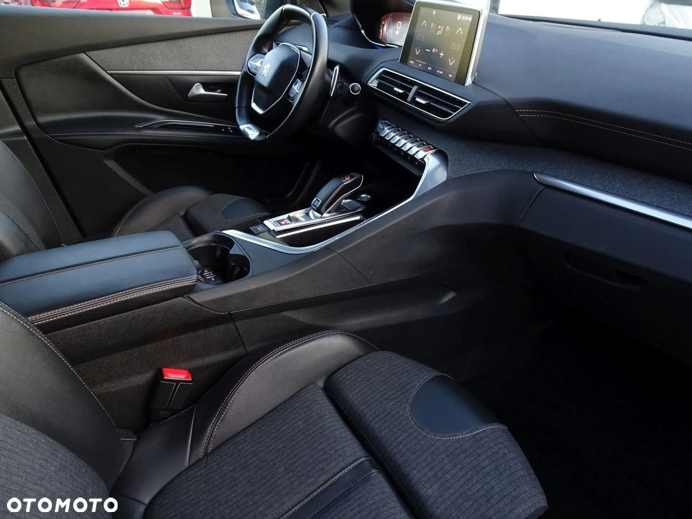 Peugeot 5008 1.6 PureTech GT Line S&S EAT8 - 6