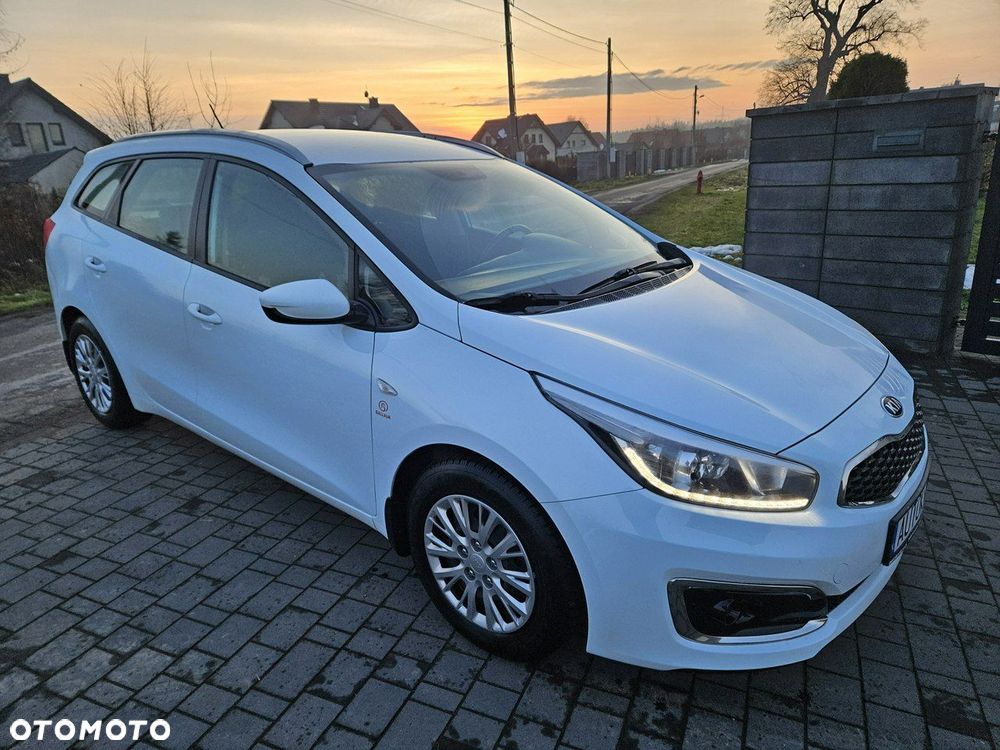 Kia Ceed - 3
