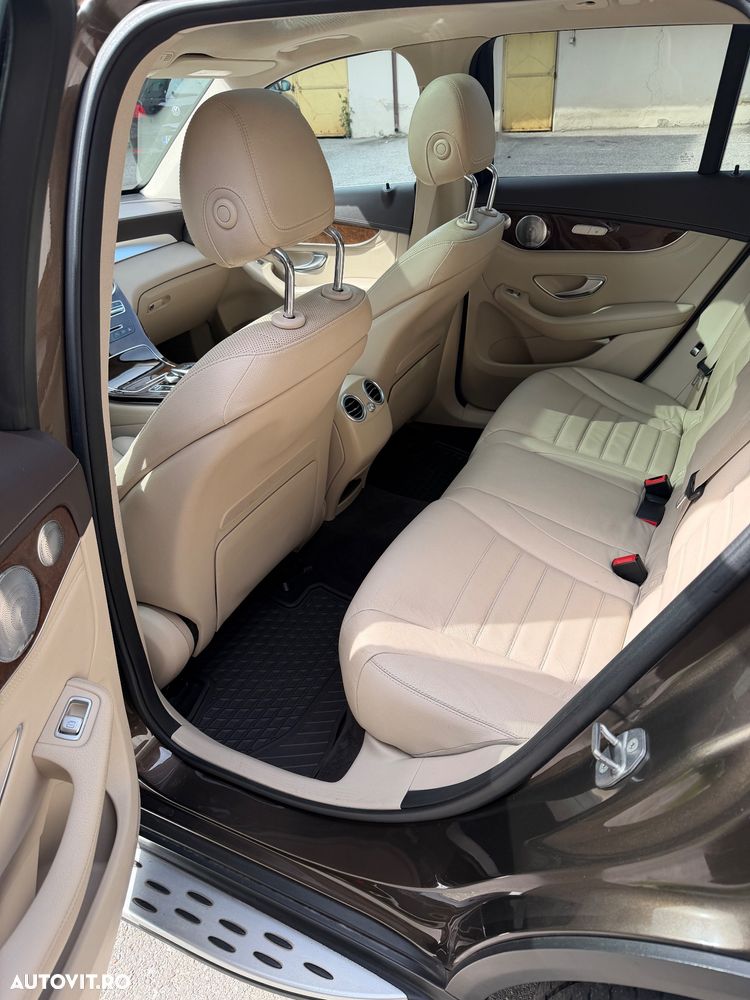 Mercedes-Benz GLC - 11