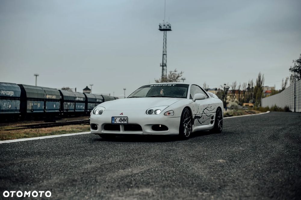 Mitsubishi 3000GT - 11