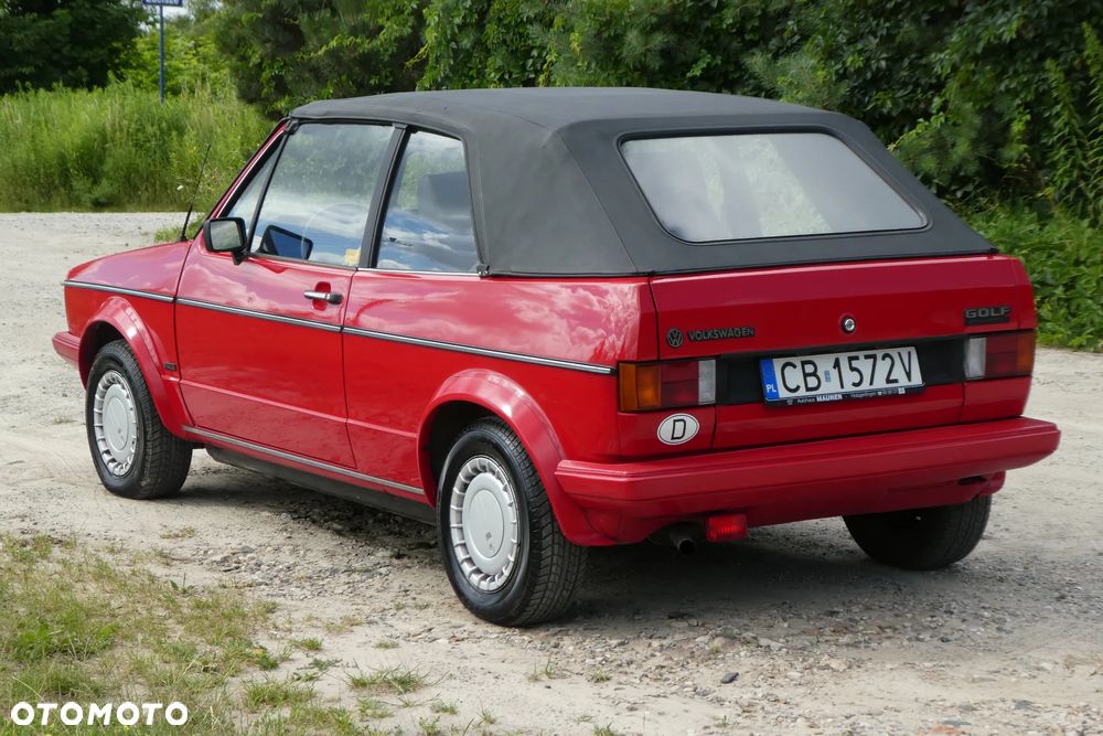 Volkswagen Golf 1.6 Base / C - 8