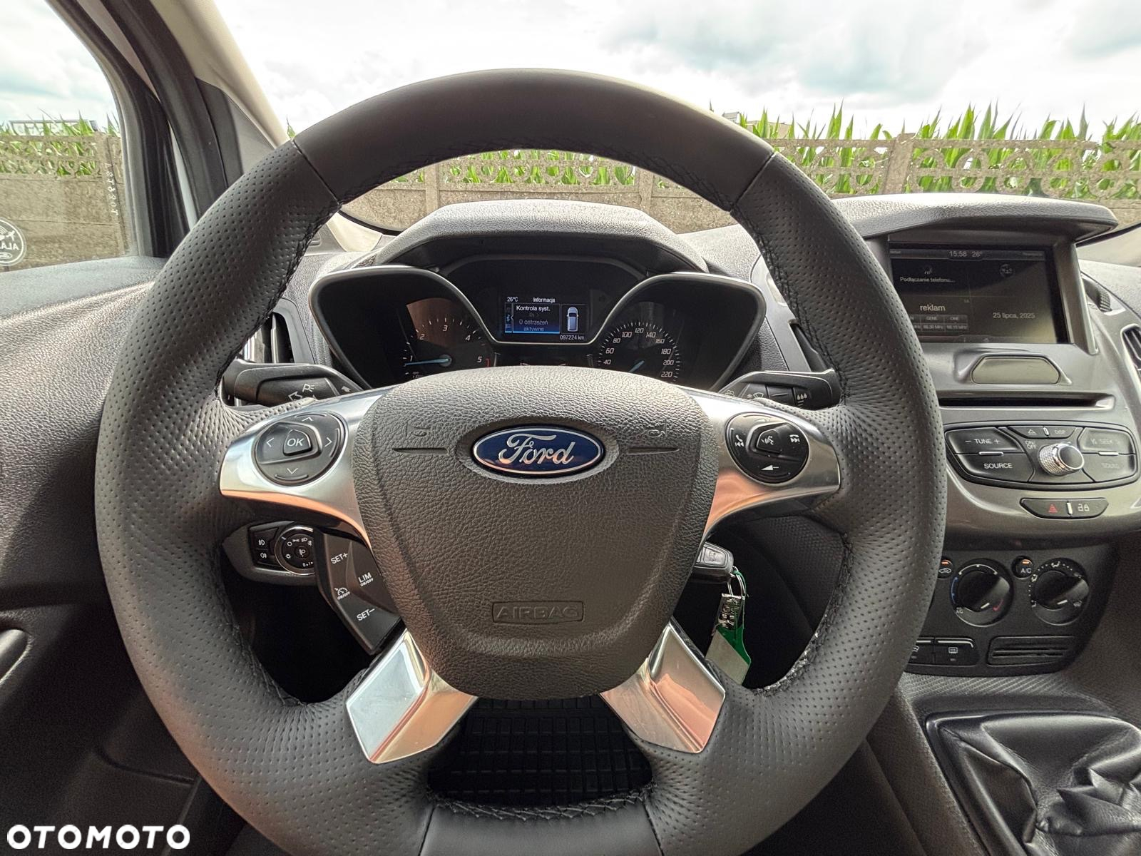Ford TRANSIT CONNECT - 24