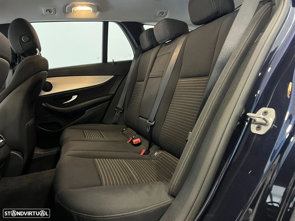 Mercedes-Benz E 300 de Avantgarde - 16