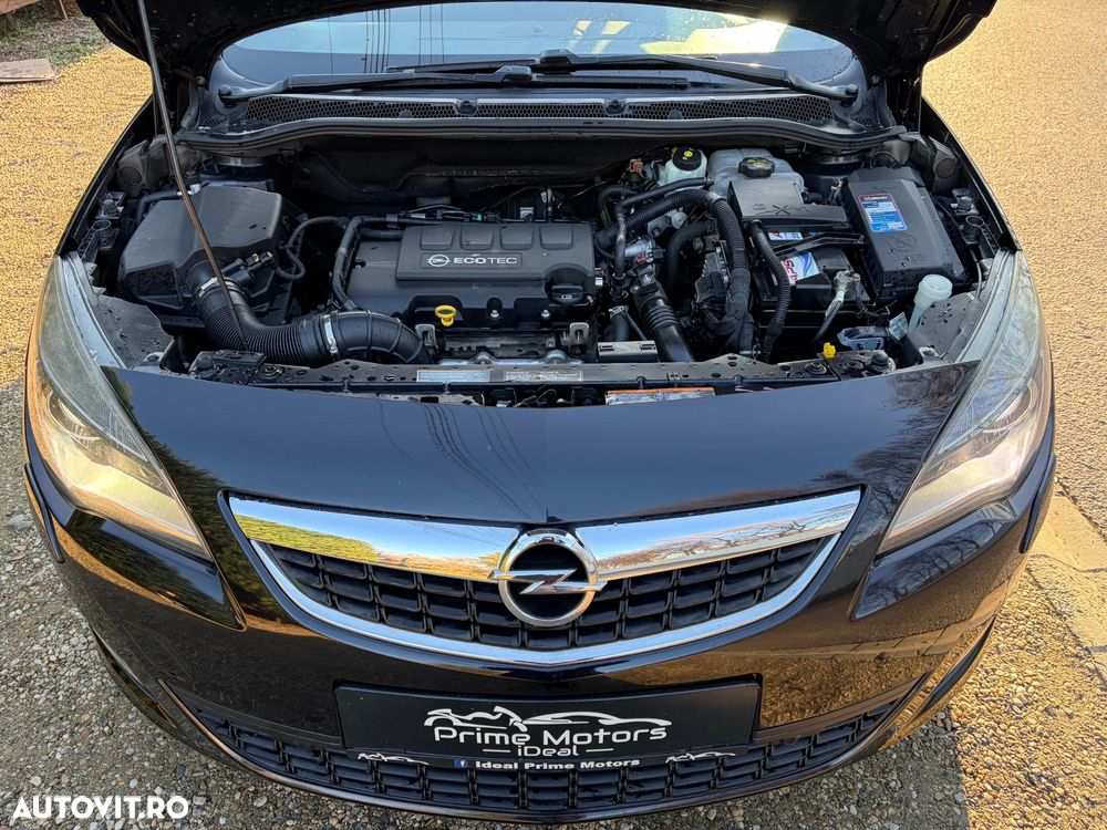 Opel Astra 1.4 Turbo Innovation - 22