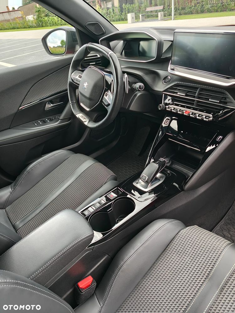 Peugeot 2008 1.2 PureTech GT Line S&S EAT8 - 16