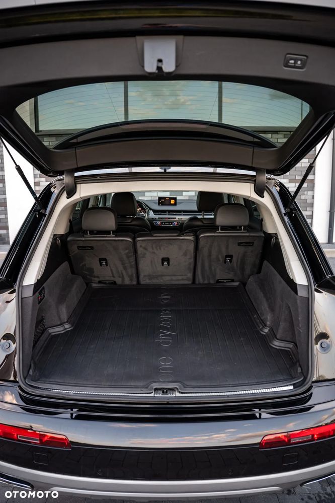 Audi Q7 3.0 TDI ultra Quattro Tiptronic - 19