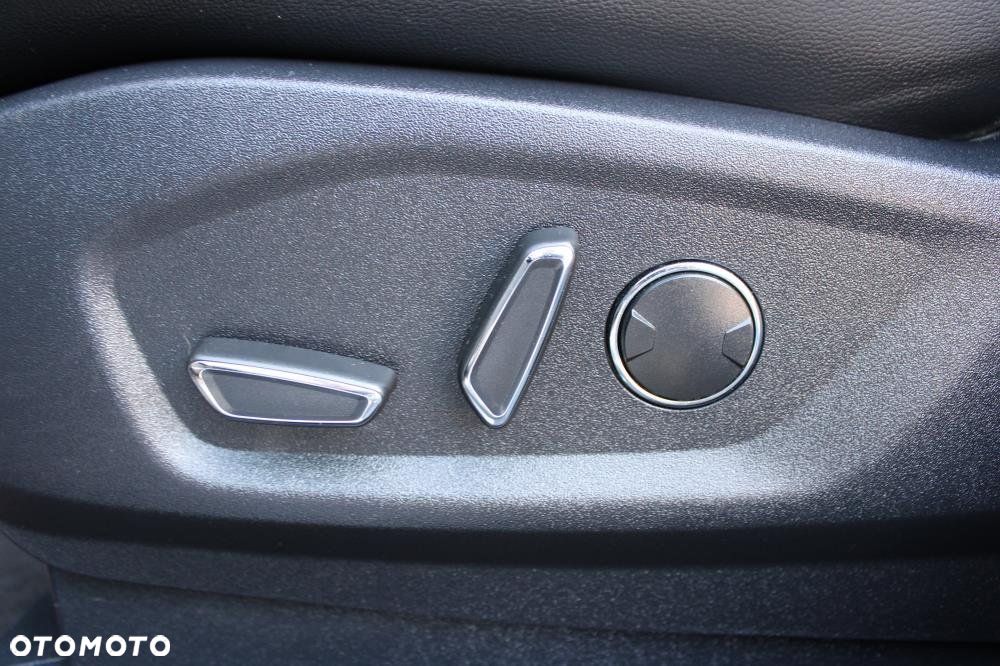 Ford S-Max - 28