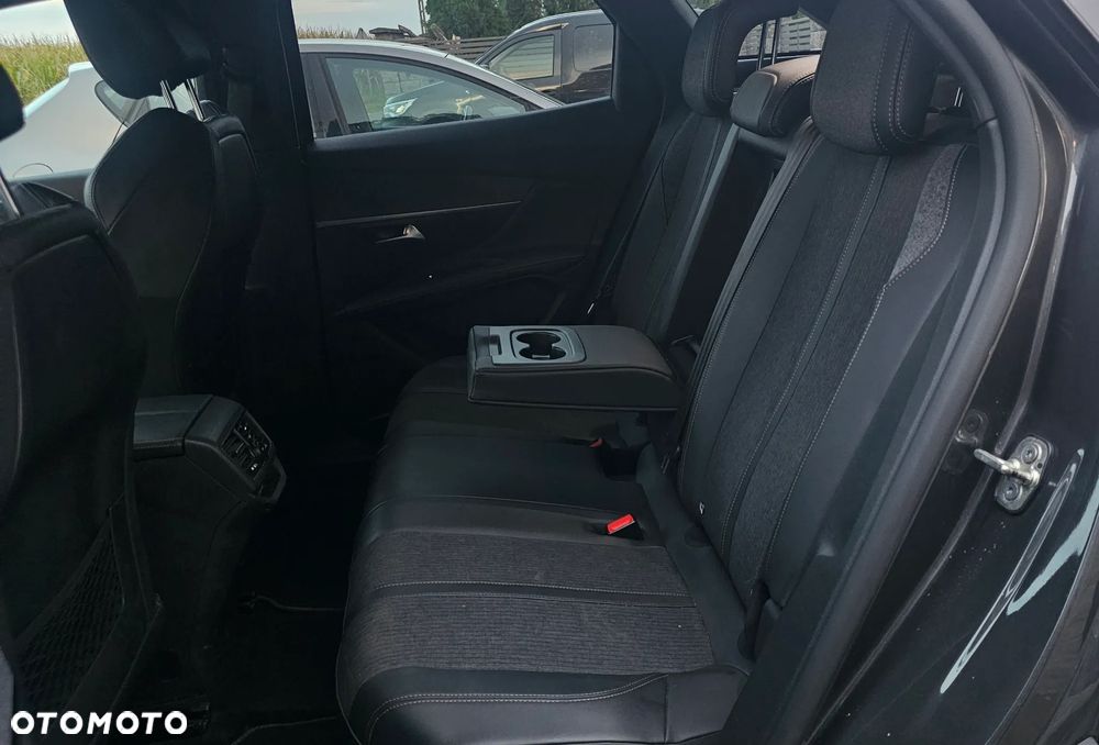 Peugeot 3008 1.5 BlueHDi GT Pack S&S EAT8 - 12