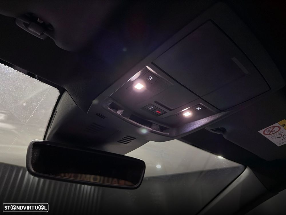 Peugeot 3008 1.2 Hybrid Allure e-DCS6 - 29