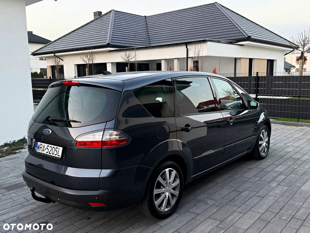 Ford S-Max 2.0 TDCi DPF Titanium - 17