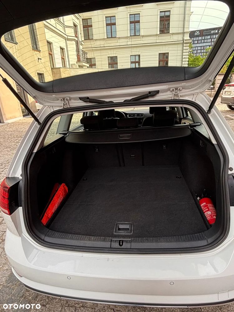 Volkswagen Golf 1.6 TDI BMT Comfortline - 18