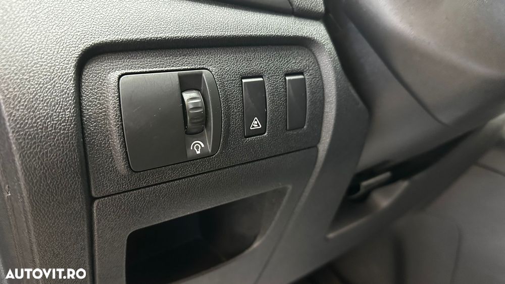 Renault Grand Scenic - 23