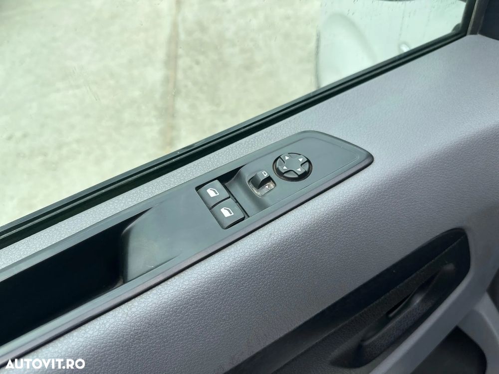 Toyota Proace 1.5 D-4D 120CP 8+1 L2H1 Base+ - 9
