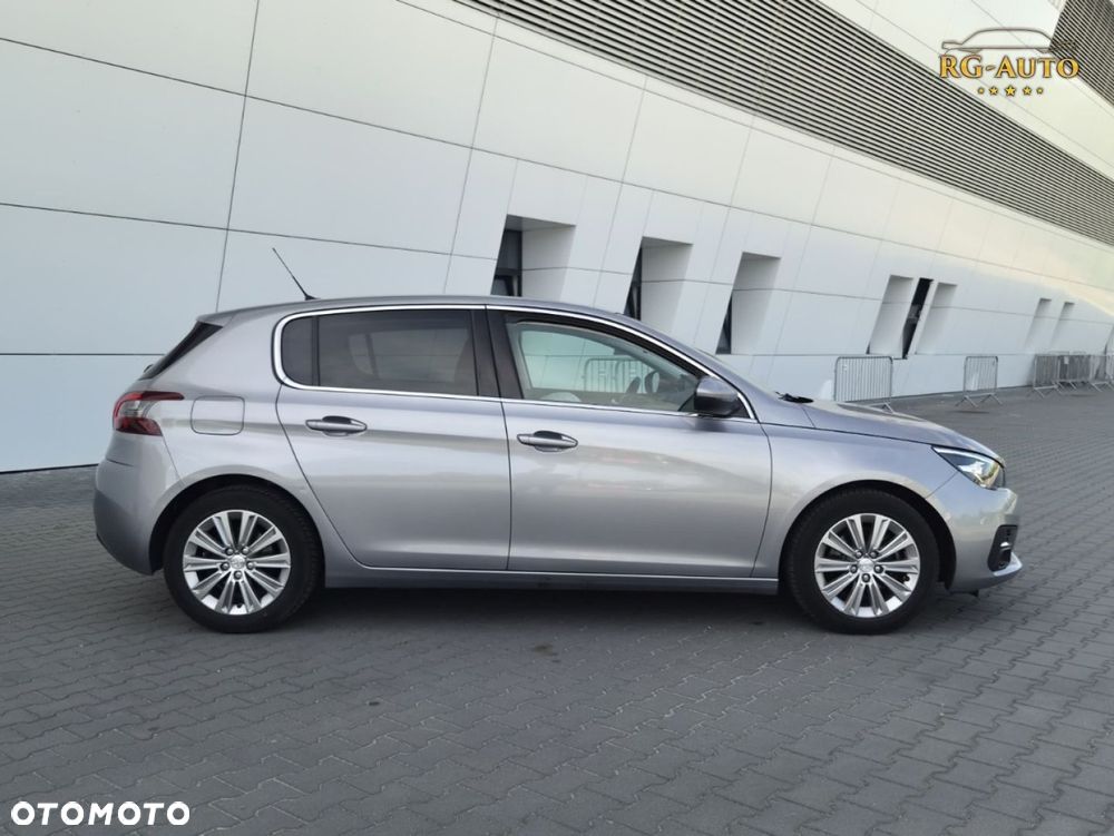 Peugeot 308 - 5