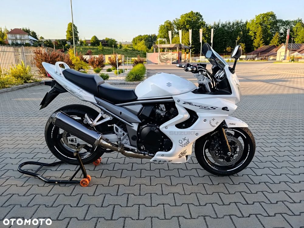 Suzuki Bandit - 1