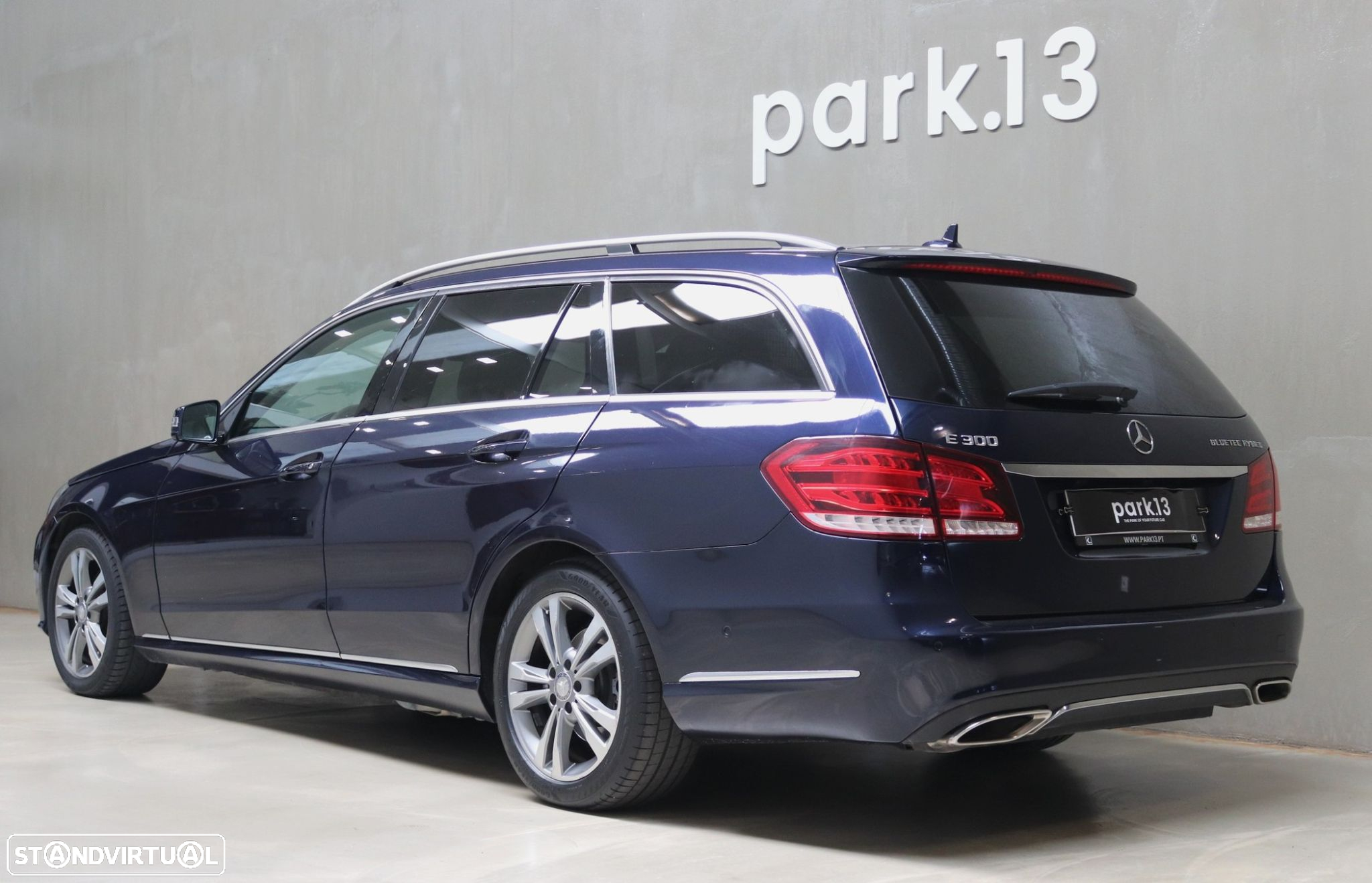 Mercedes-Benz E 300 Bluetec Hybrid Avantgarde - 33