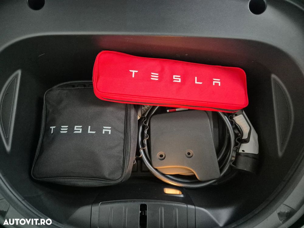 Tesla Model 3 Standard Reichweite Plus Hinterradantrieb - 16