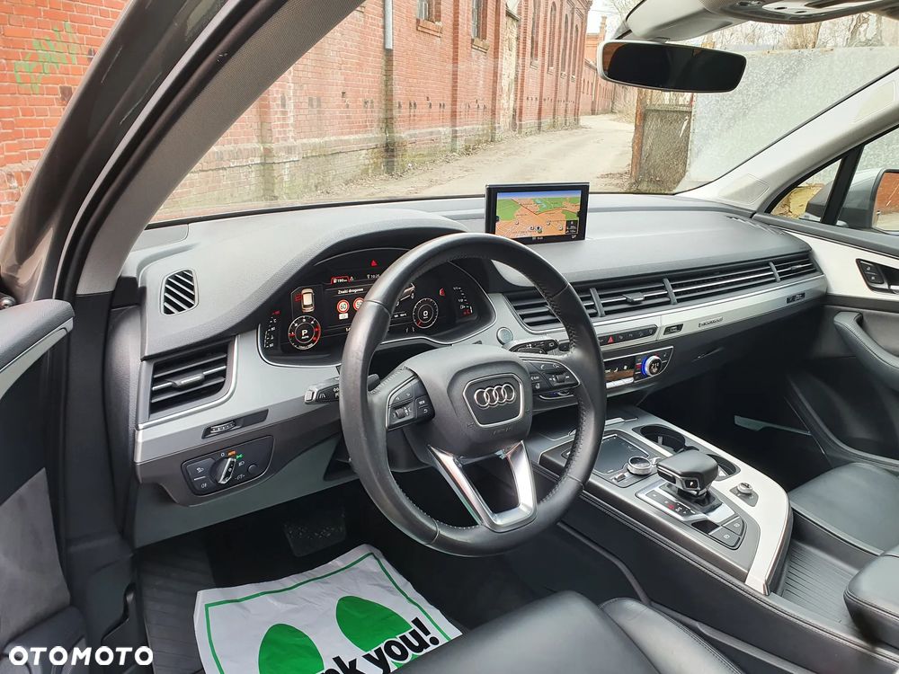 Audi Q7 - 13