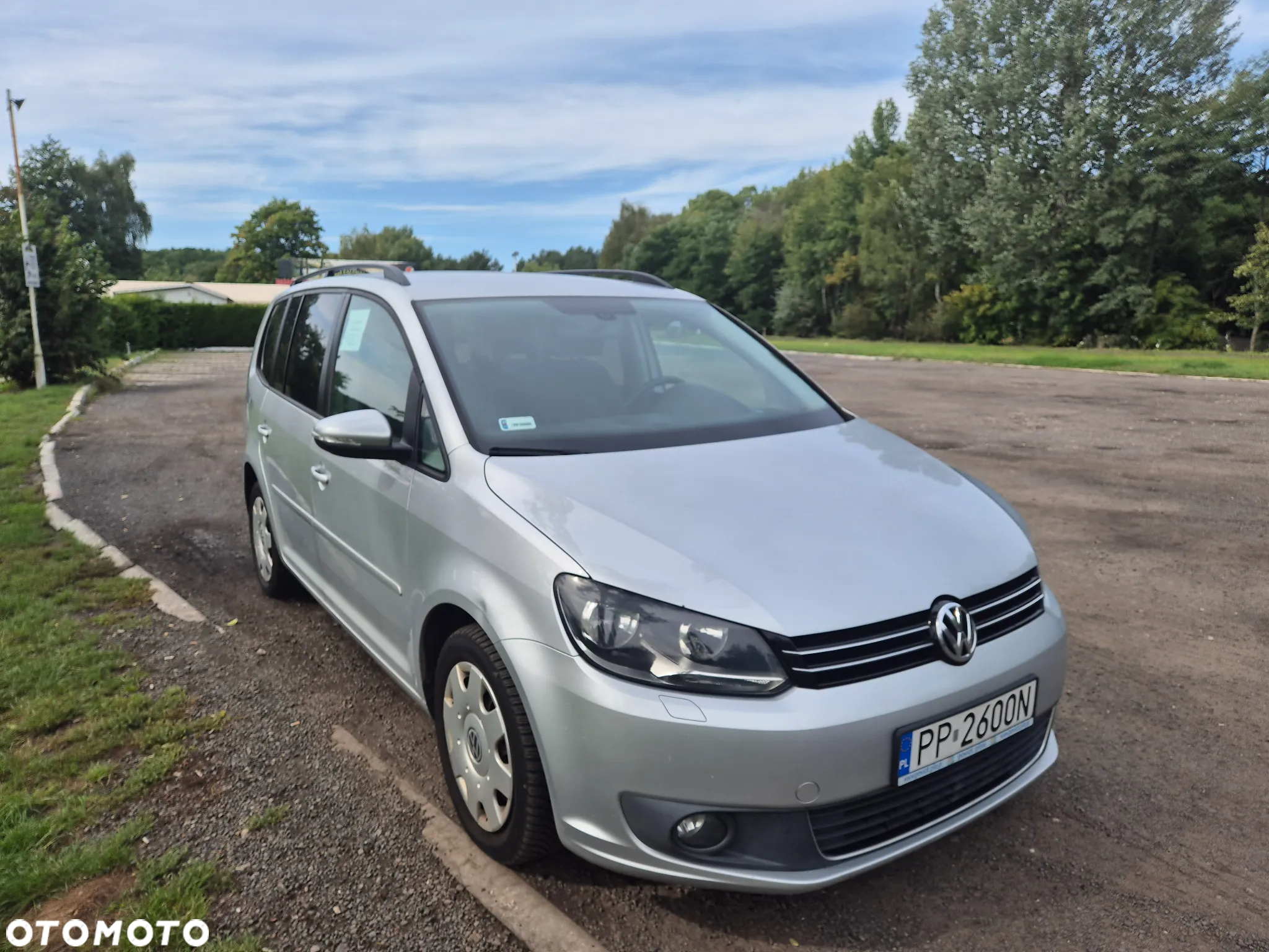 Volkswagen Touran 1.6 TDI DPF BlueMotion Technology DSG Comfortline - 6