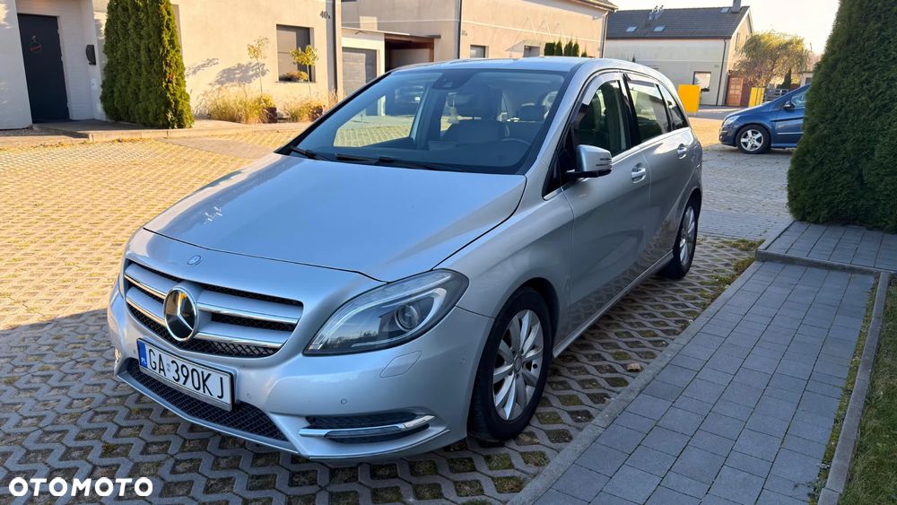 Mercedes-Benz Klasa B 180 - 1