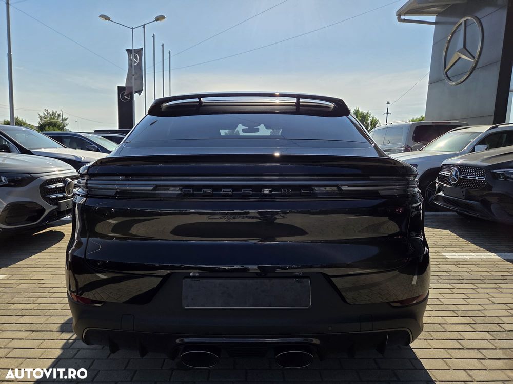Porsche Cayenne Coupe GTS Tiptronic S - 9
