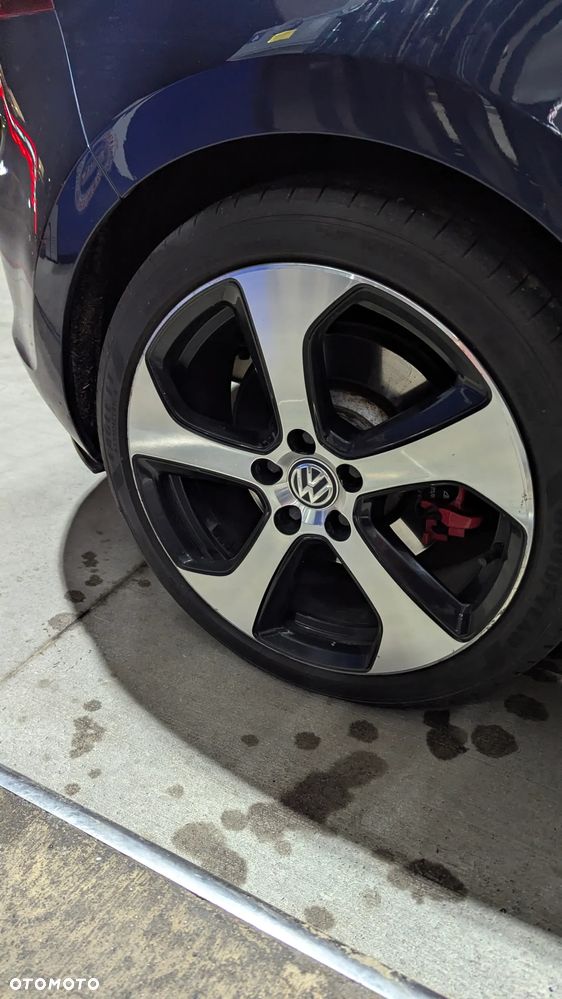 Volkswagen Golf GTI Performance BlueMotion Technology DSG - 21