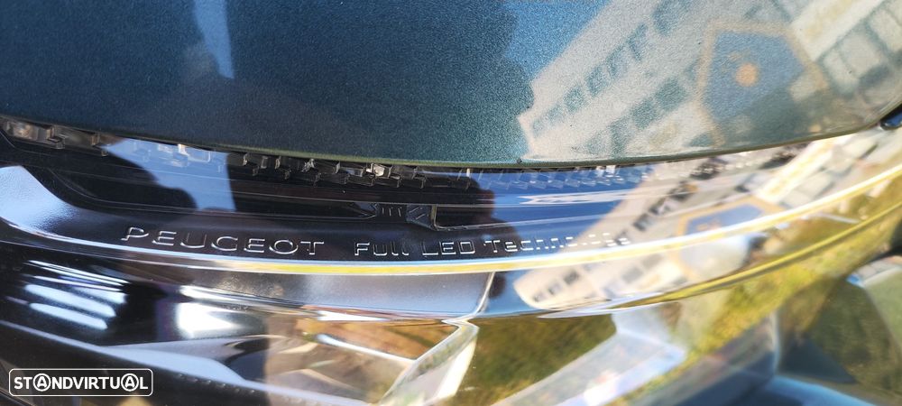 Peugeot 5008 ver-1-2-puretech-gt-line - 8