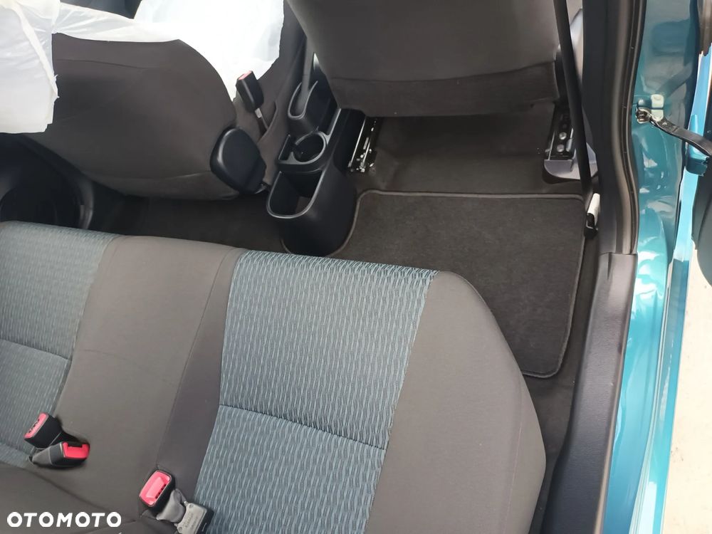 Toyota Yaris 1.33 VVT-i Executive - 22