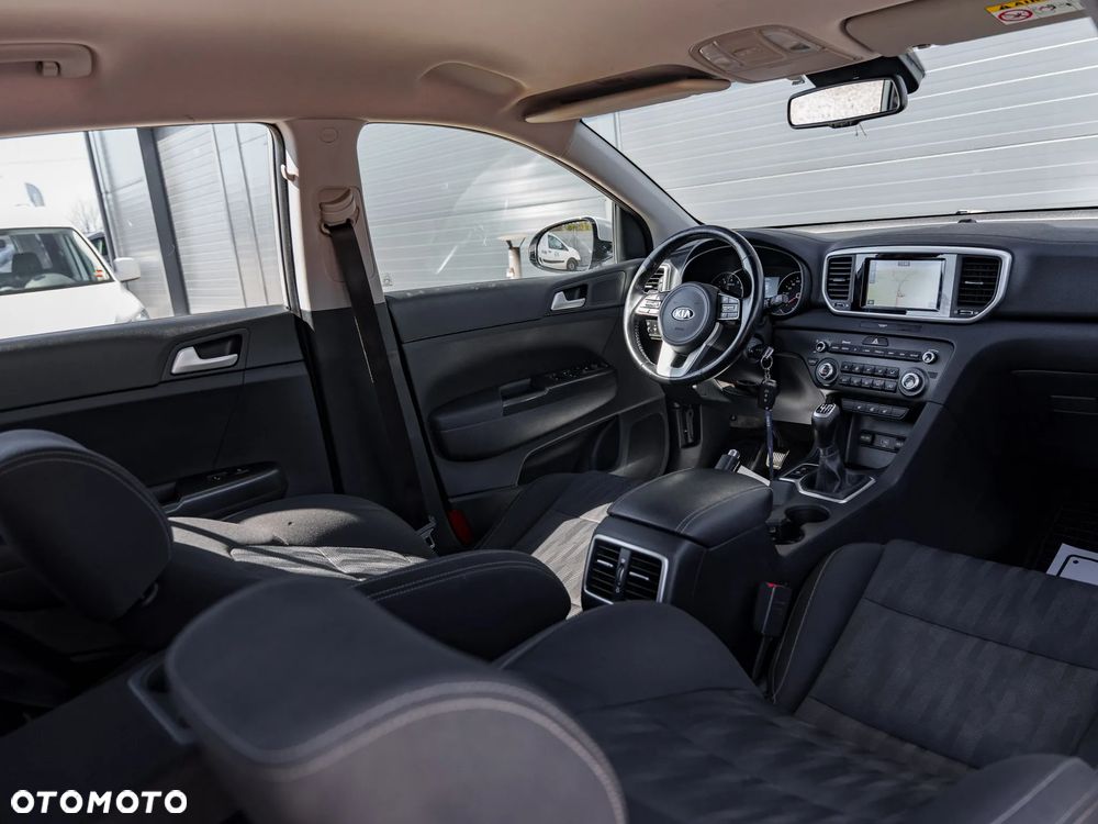 Kia Sportage 1.6 GDI Business Line L 2WD - 8