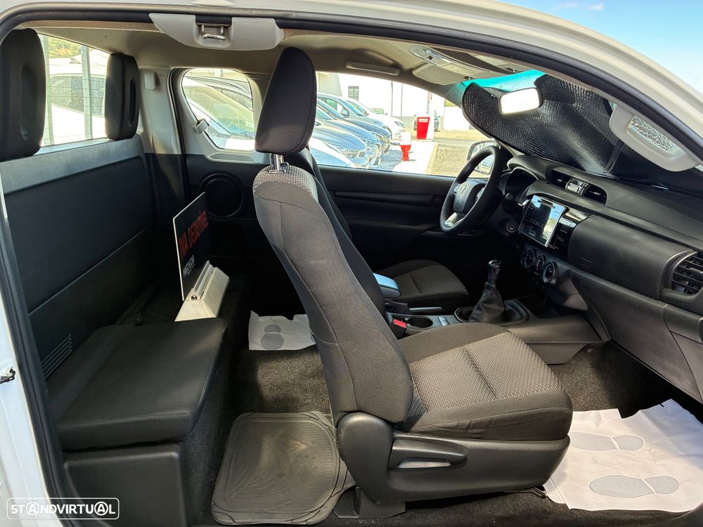 Toyota Hilux 2.4 D4d 4wd - 13