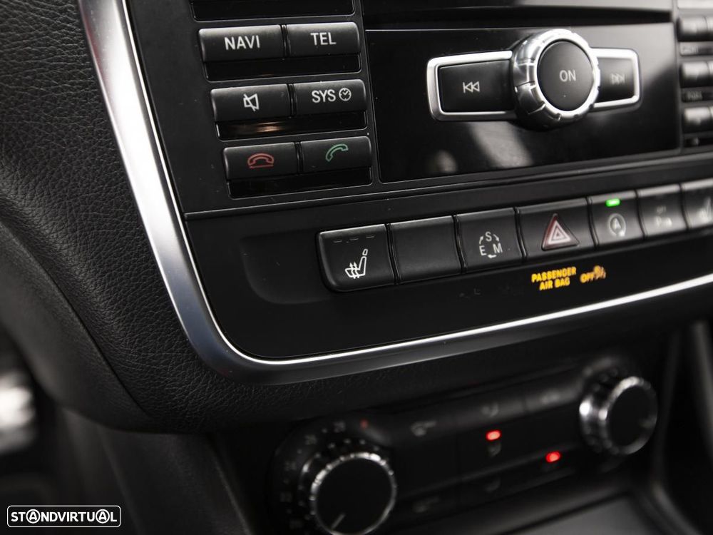 Mercedes-Benz GLA 200 - 20