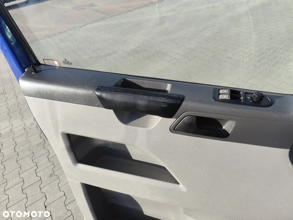 Volkswagen Caravelle L1 Comfortline - 16